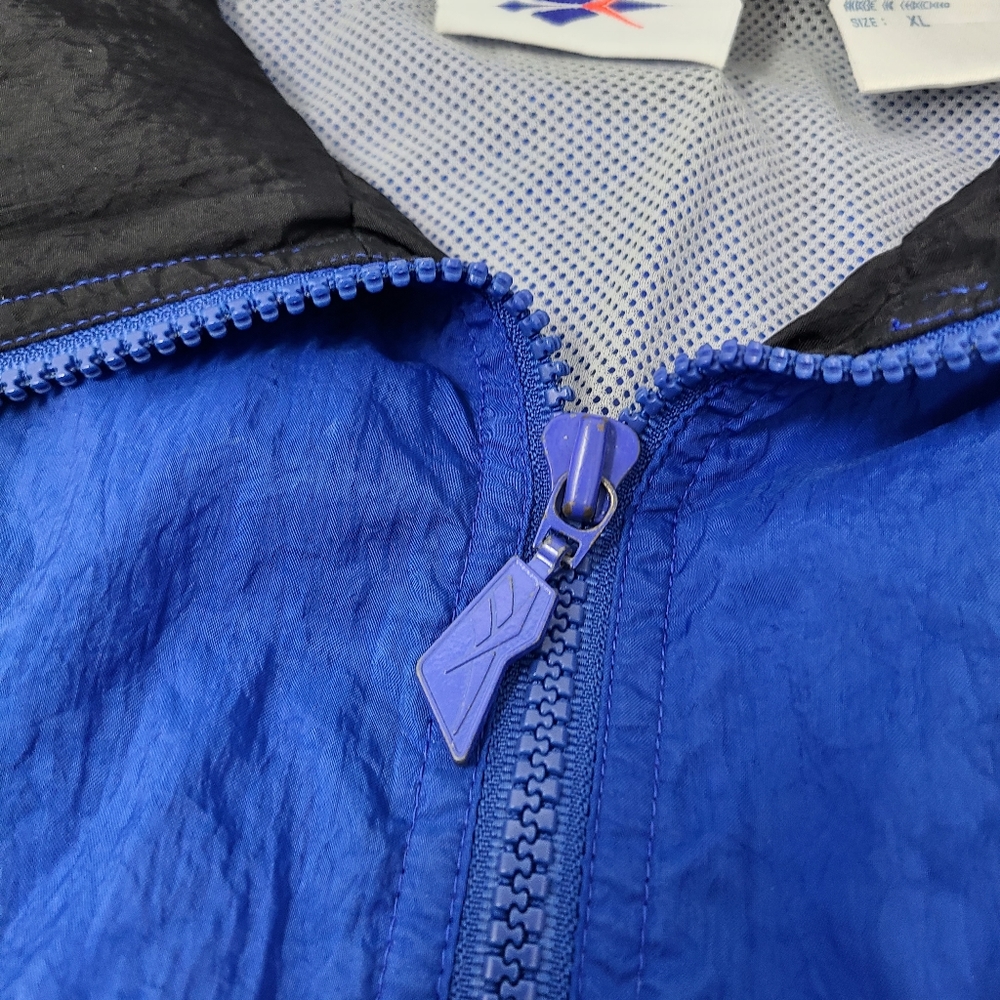 Reebok Blue Black White Windbreaker Jacket - Picture 9 of 13